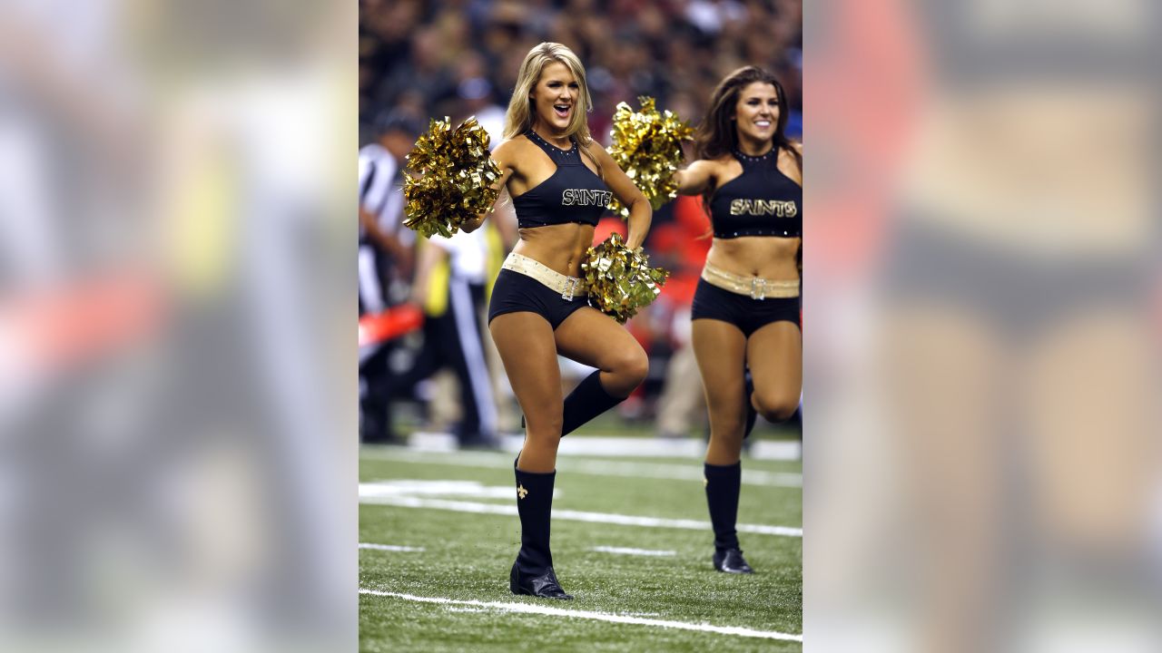 NFL Cheerleaders Sept 28, 2015