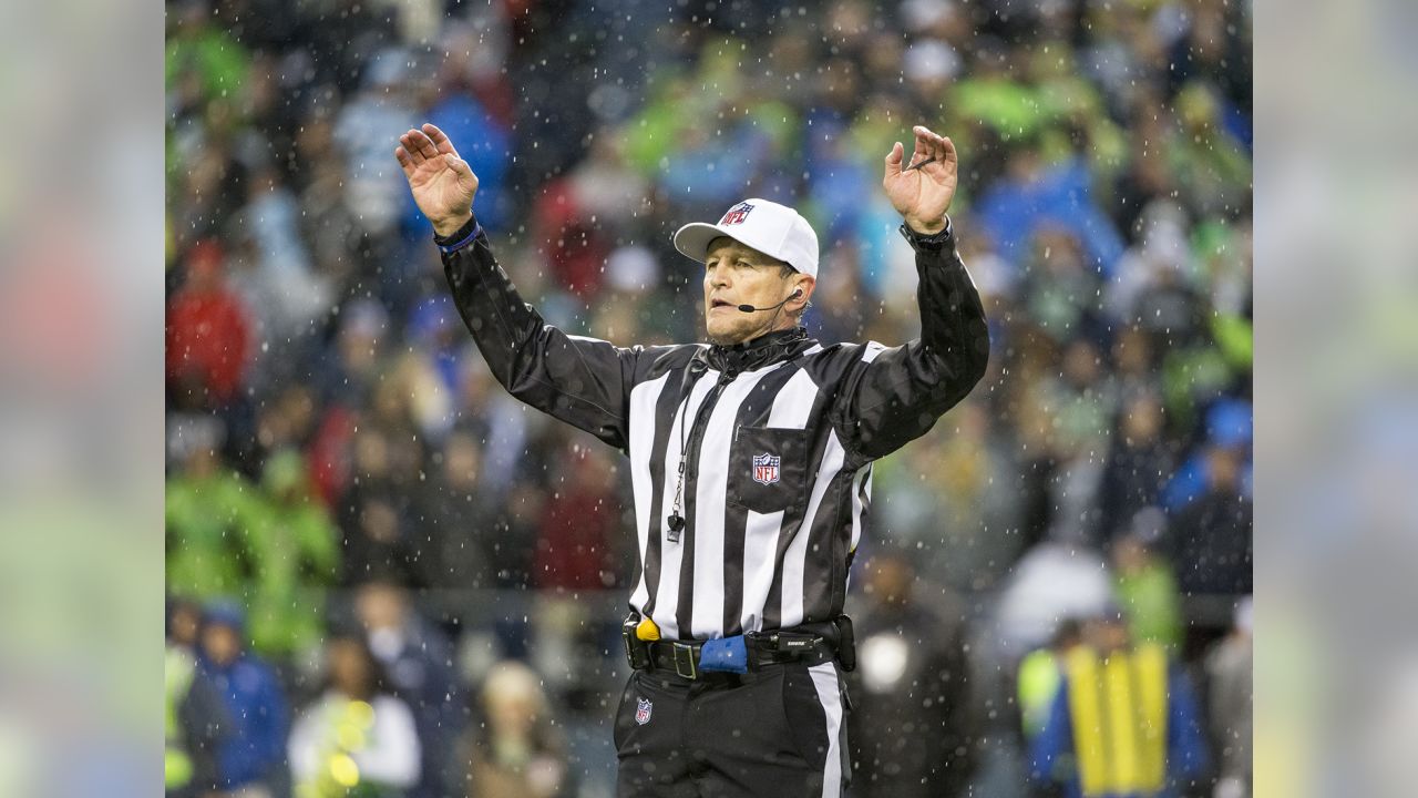 Nothing 'part time' about Ed Hochuli's approach to game as NFL's