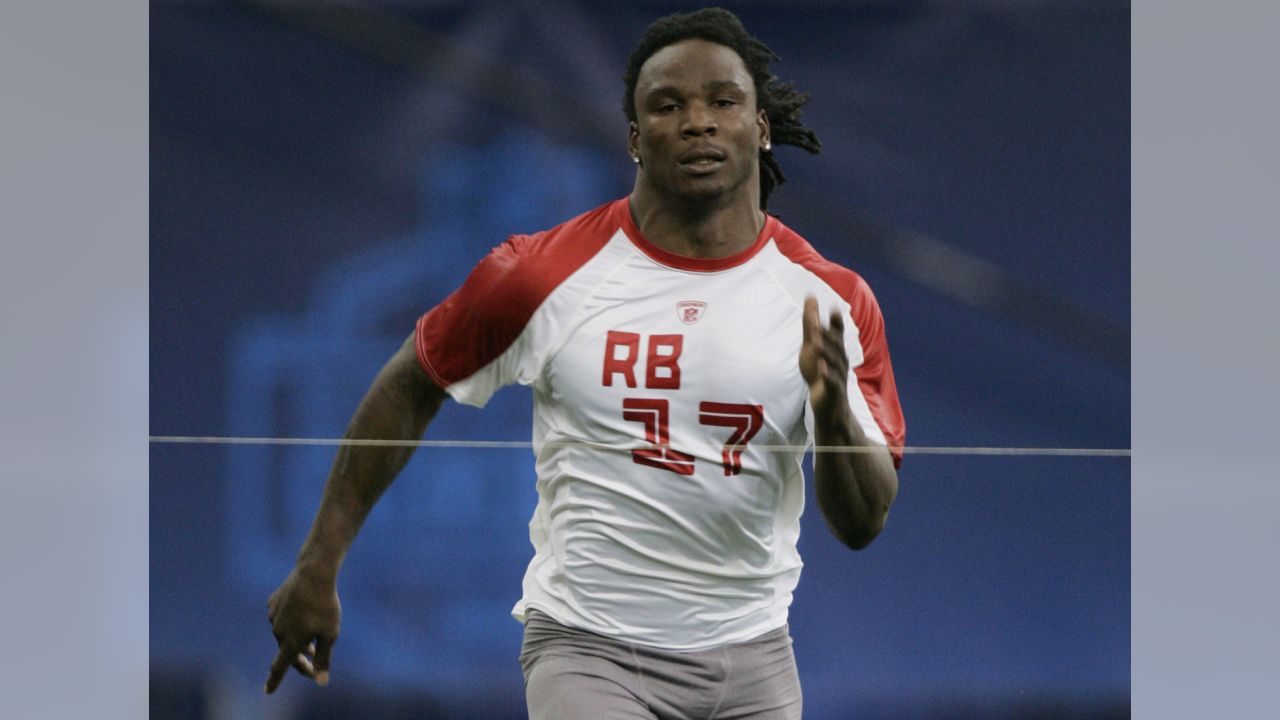 Fastest 40-yard dash time: What is the fastest 40-yard dash time in NFL  Combine history? - DraftKings Network