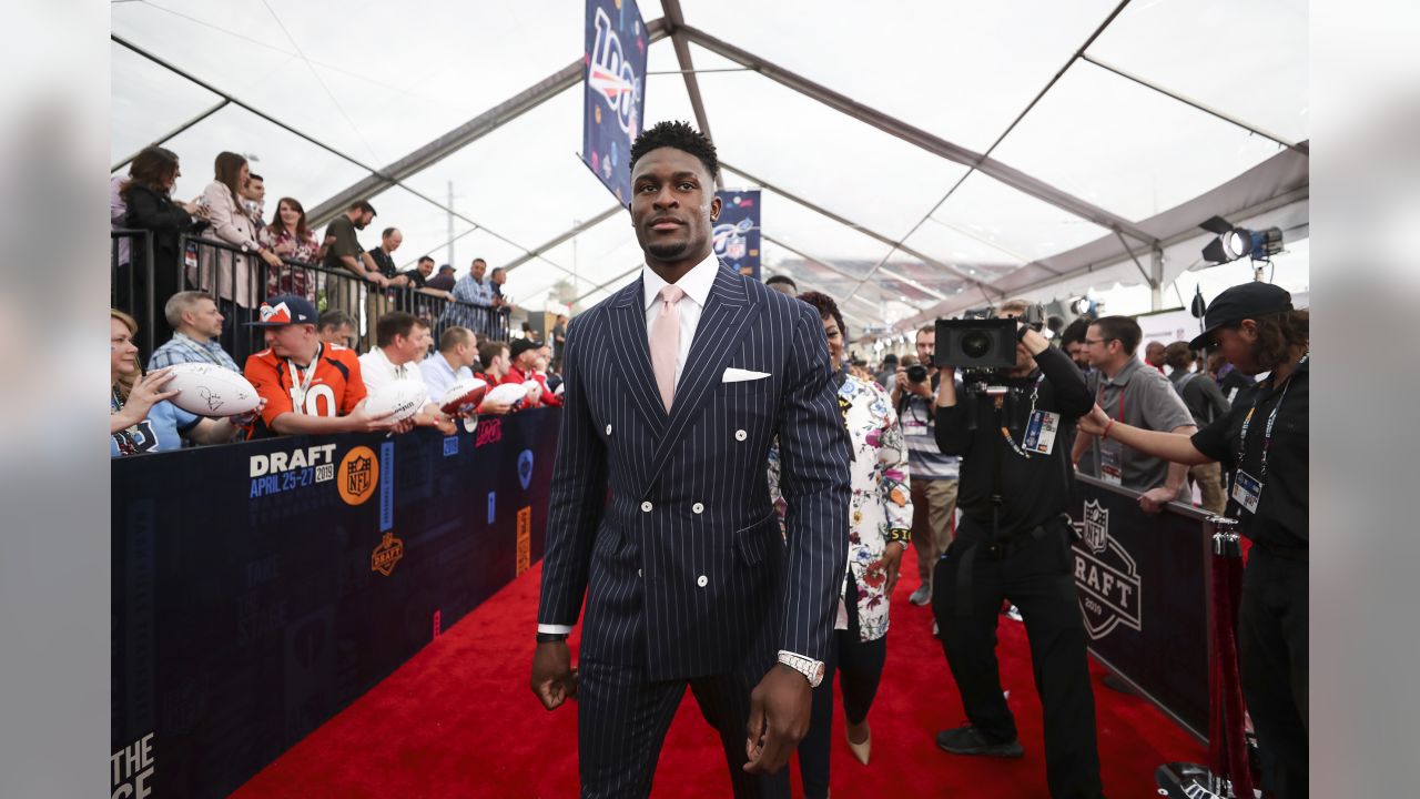 Photo Gallery: NFL Draft Picks Walkin' the Walk on Red Carpet in