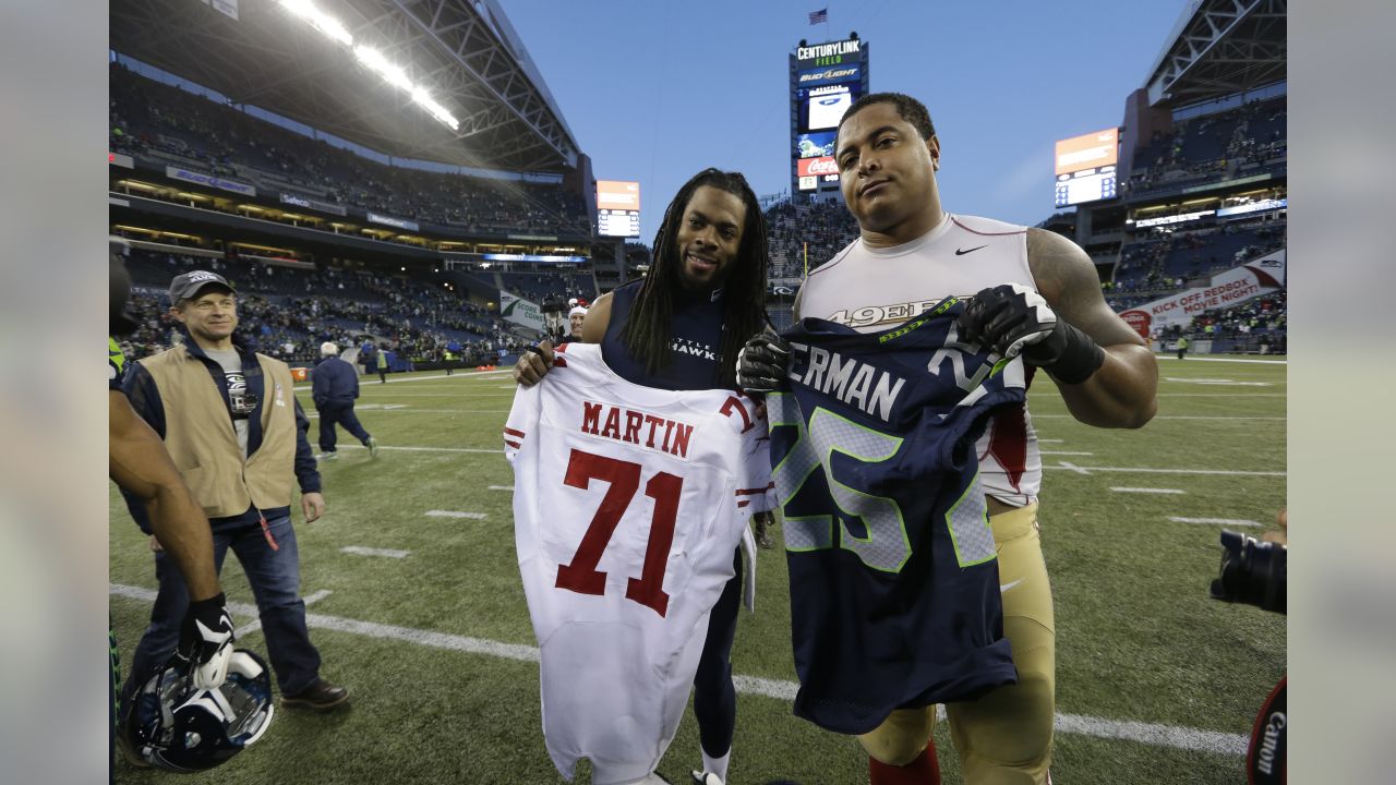 Swapping jerseys after games all the rage among NFL players