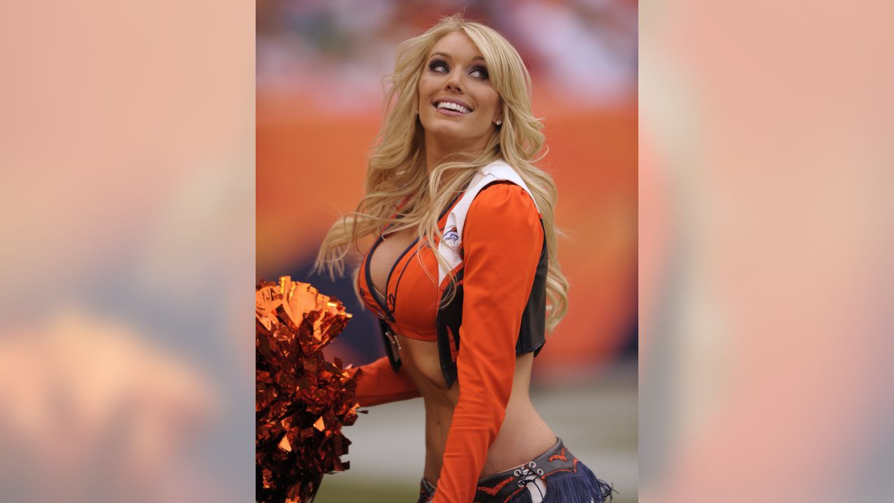 Broncos cheerleaders perform Sunday, Sept. 18, 2016, during the