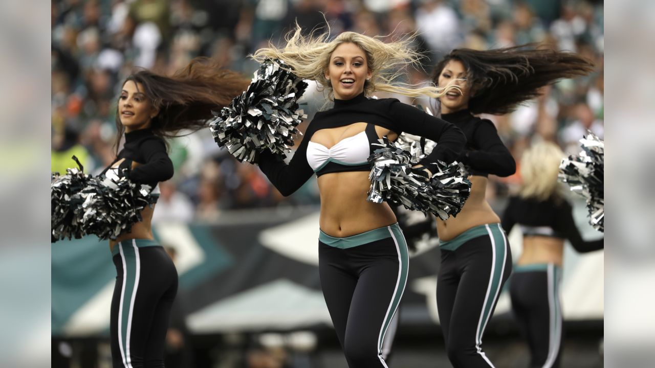 NFL Cheerleaders: Week 9