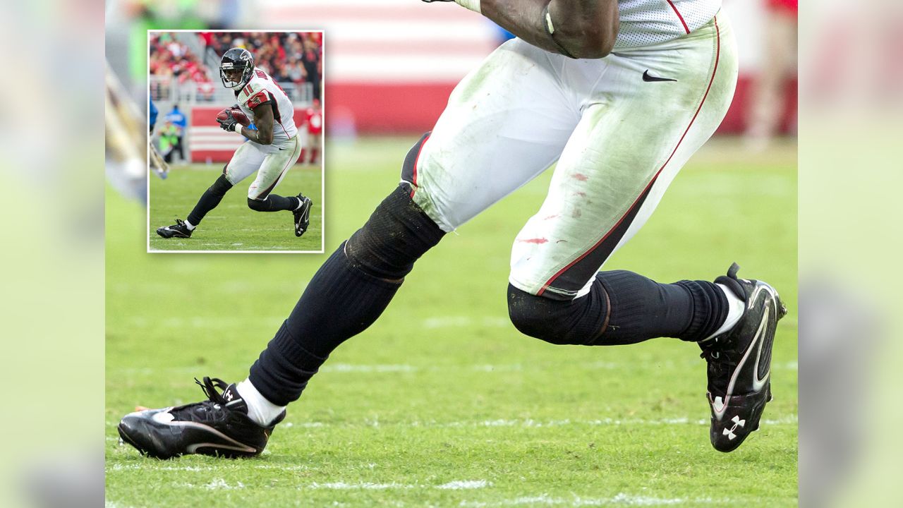 LOOK: Week 1's best cleats from around the NFL