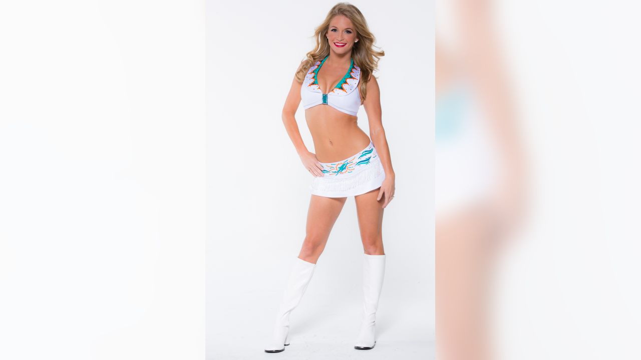 Lauren: Miami Dolphins cheerleader, RN, and a real life saver! - Science  Cheerleaders