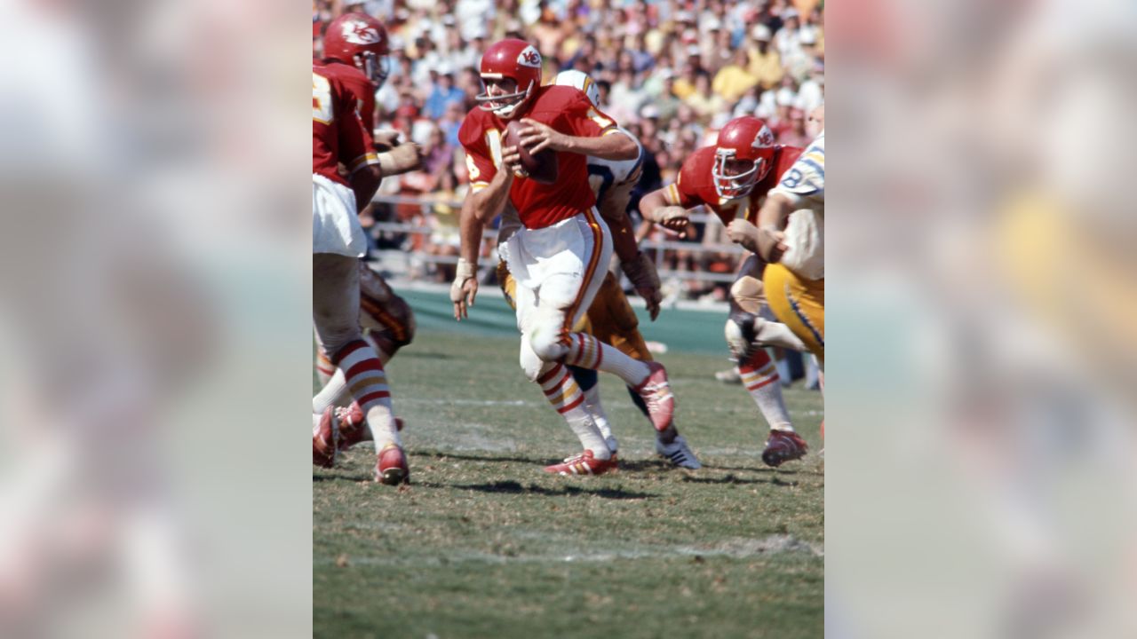 Smallthoughts: Old School Tuesday …Len Dawson – smallthoughtsinasportsworld