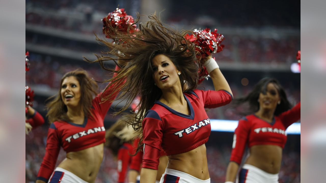 PHOTOS: 2014-15 NFL Cheerleaders