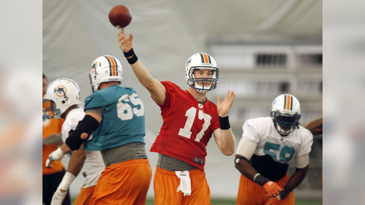 Hard Knocks: Miami Dolphins premieres tomorrow night