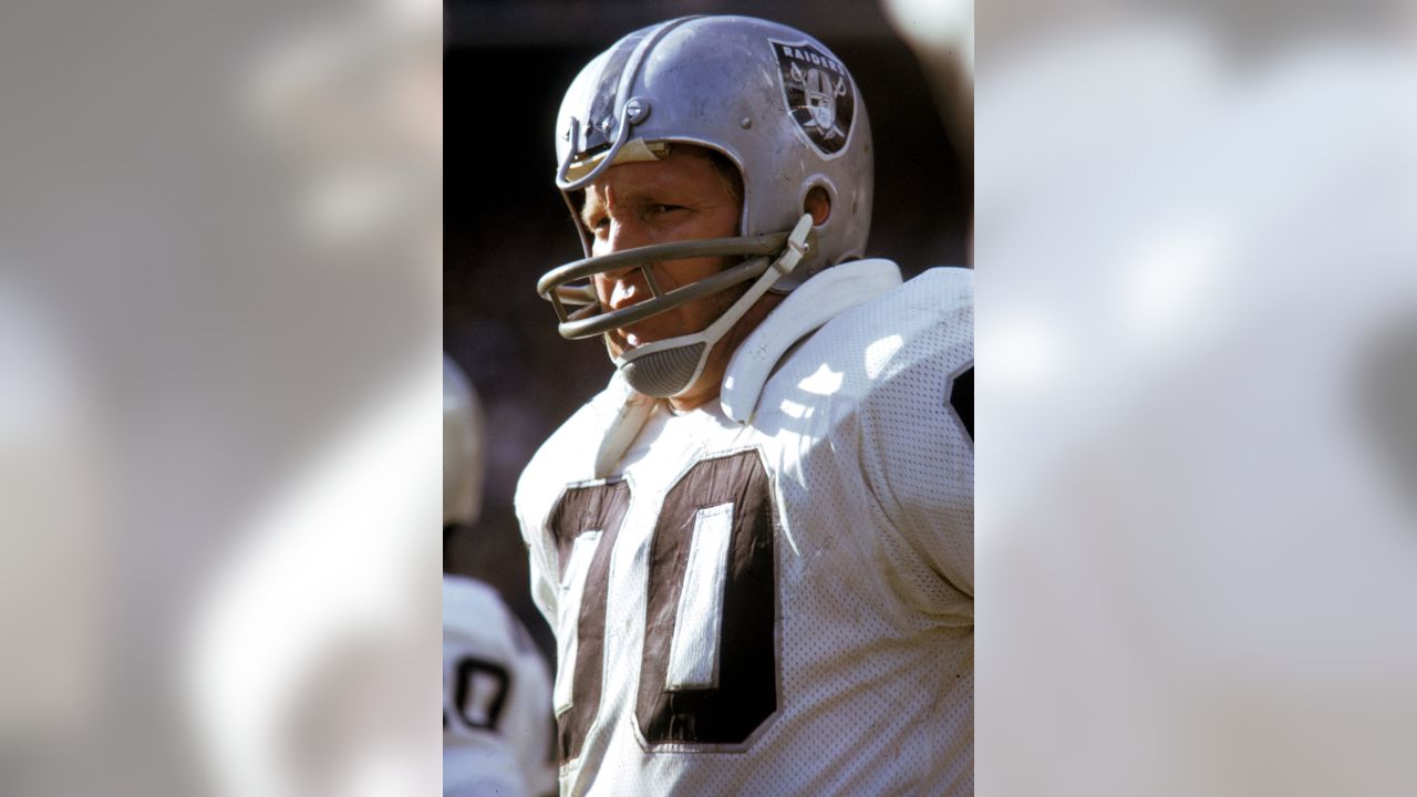 Raiders news: Center Jim Otto honored as all-time great - Silver