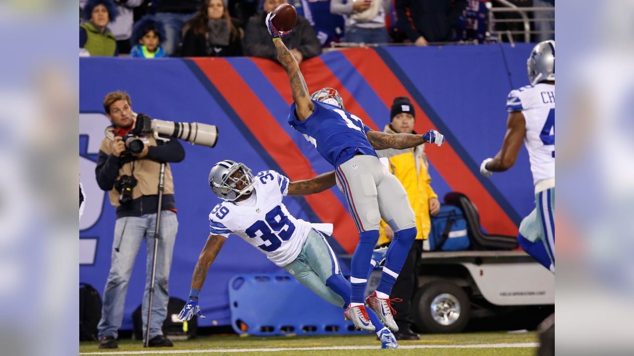 Watch Jarvis Landry's touchdown throw to Odell Beckham Jr. in the first  quarter vs. the Cowboys 