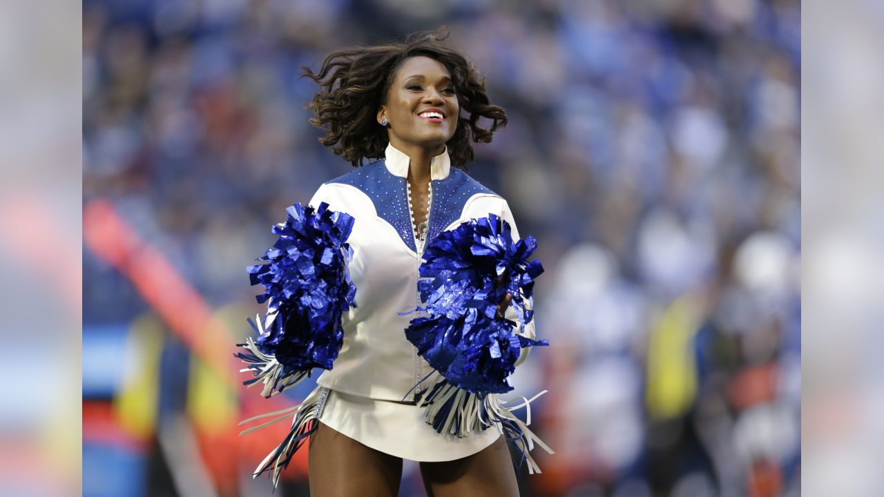 Dallas Cowboys Cheerleader during the NFL Football Game between