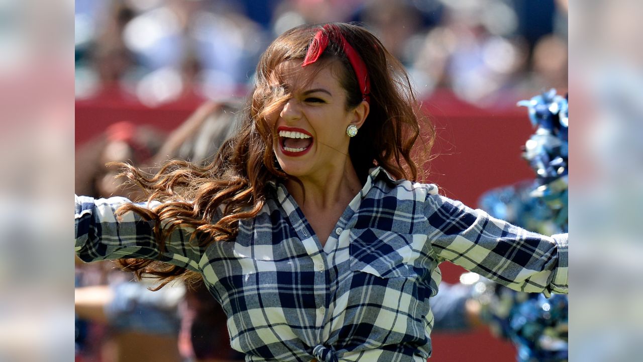 Best of 2018 NFL cheerleaders: Week 4