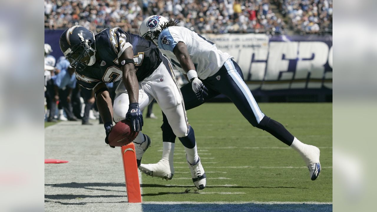 ladainian tomlinson - Google Images  Ladainian tomlinson, Nfl football  pictures, Chargers football