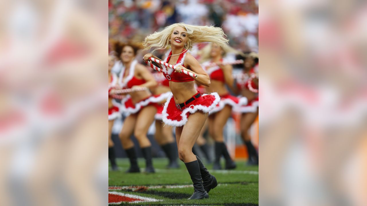 2014 Tampa Bay Buccaneers Cheerleaders: Making the Krewe - Part 2