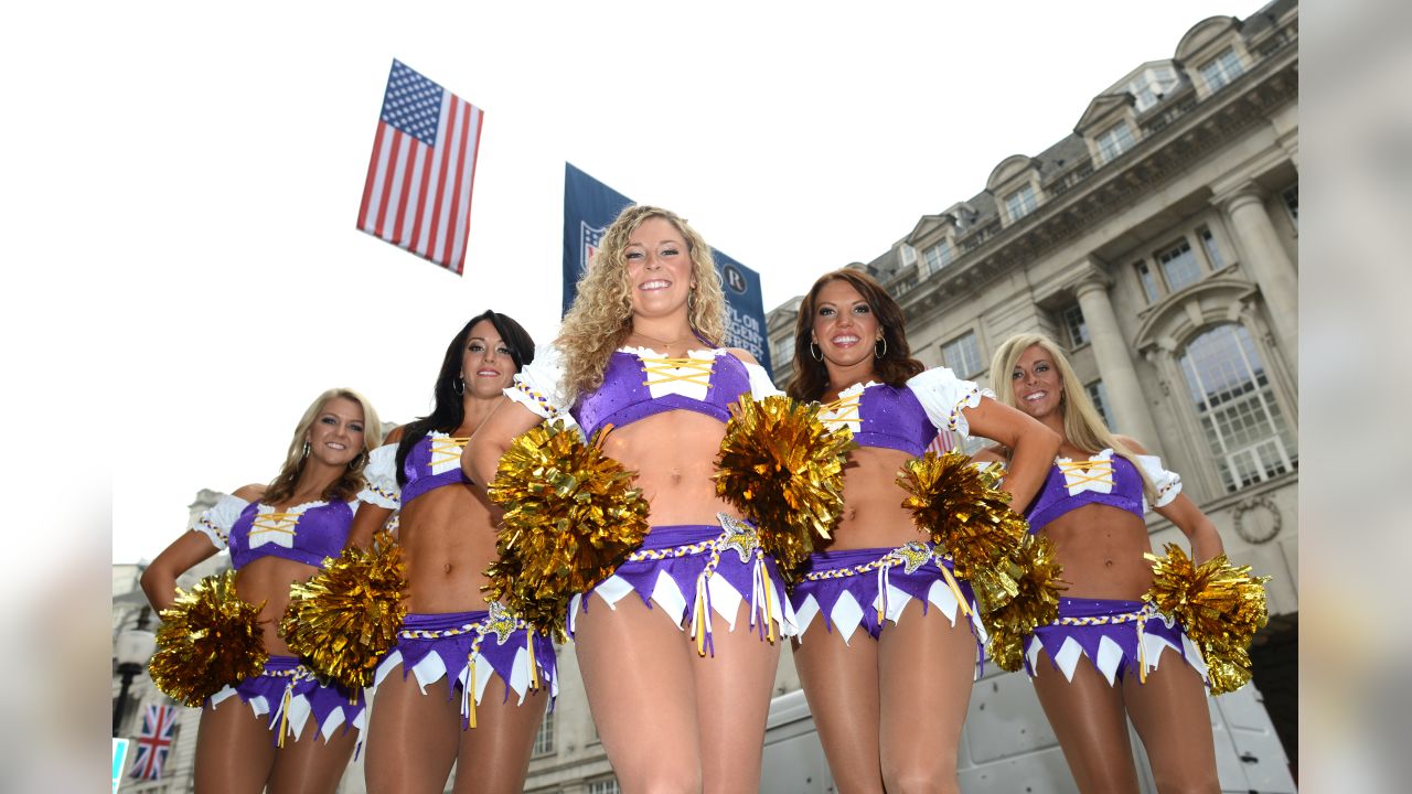 2013: NFL cheerleaders - All Photos 