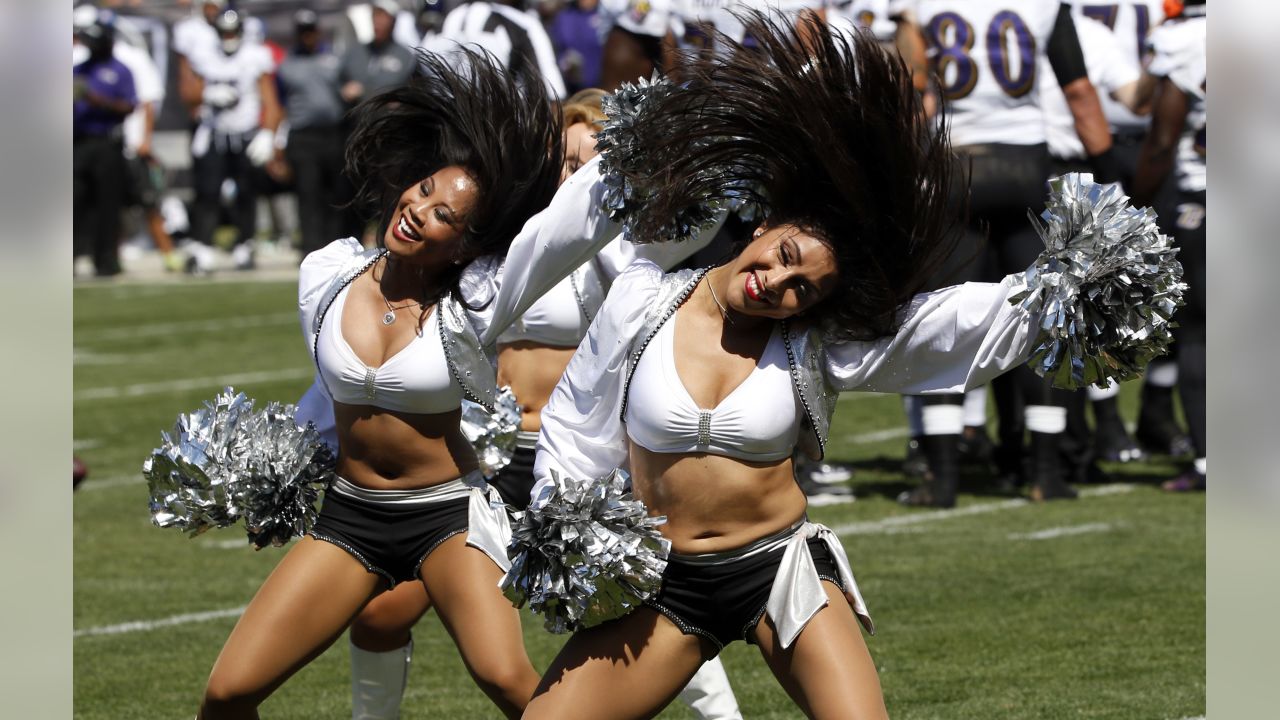 NFL Cheerleaders Sept 28, 2015