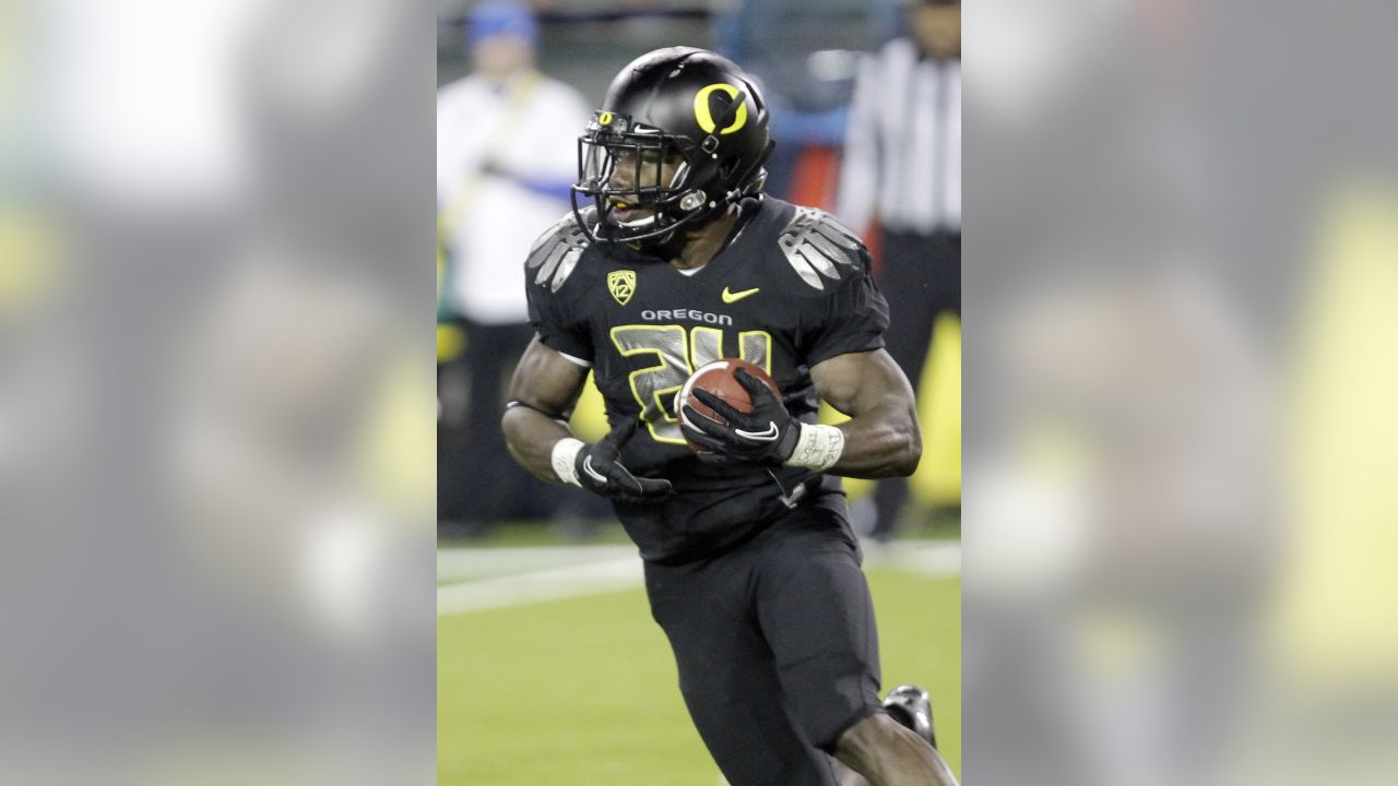 How Long Can Oregon Change Their Uniforms?