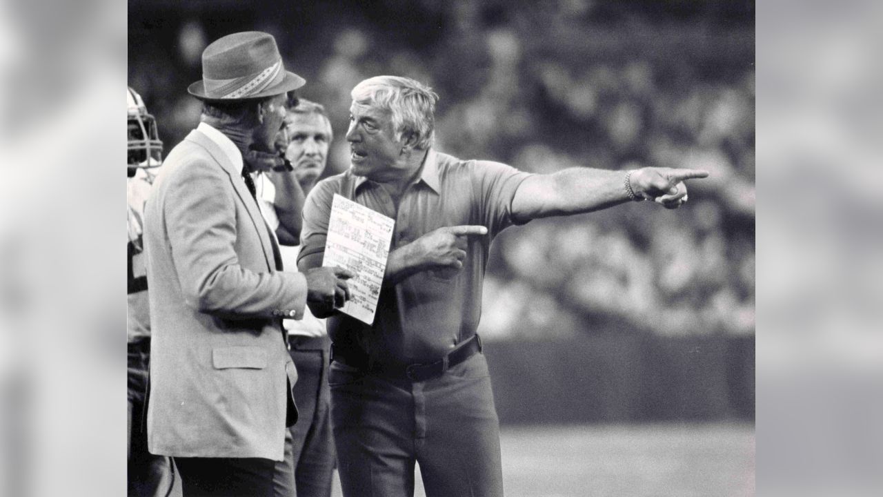 Cowboys Midsummer Madness: All Hail The Champion, Tom Landry