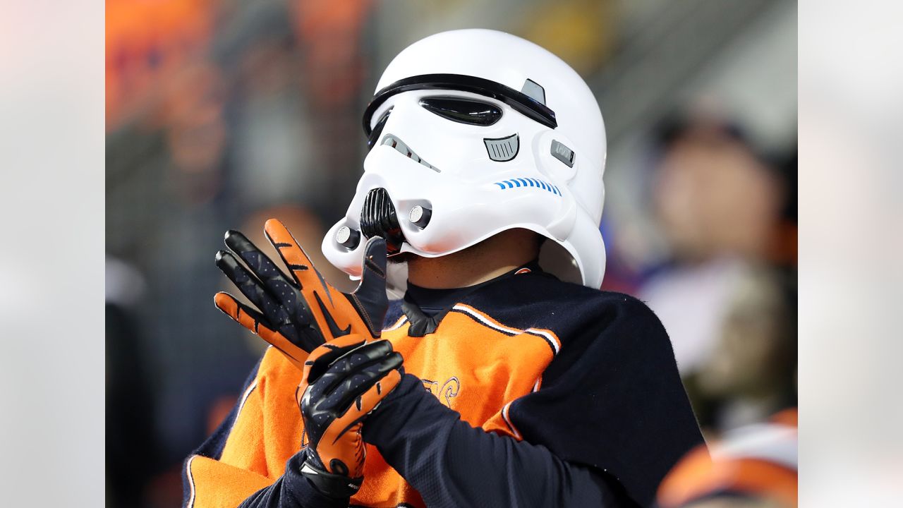 NFL: Monday Night Football HALLOWEEN edition! Chicago @ Minnesota