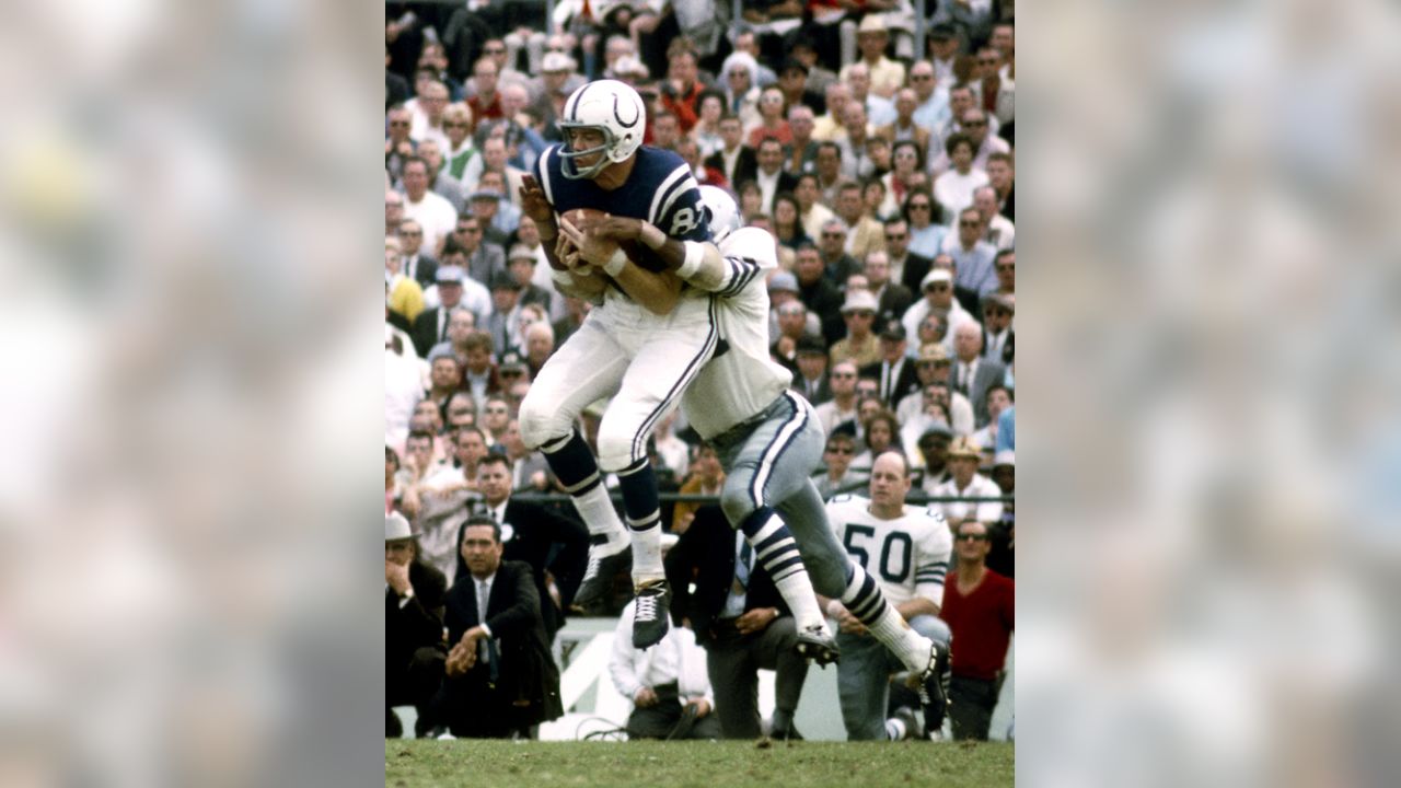 Baltimore Colts Gino Marchetti in action vs New York Giants Frank News  Photo - Getty Images