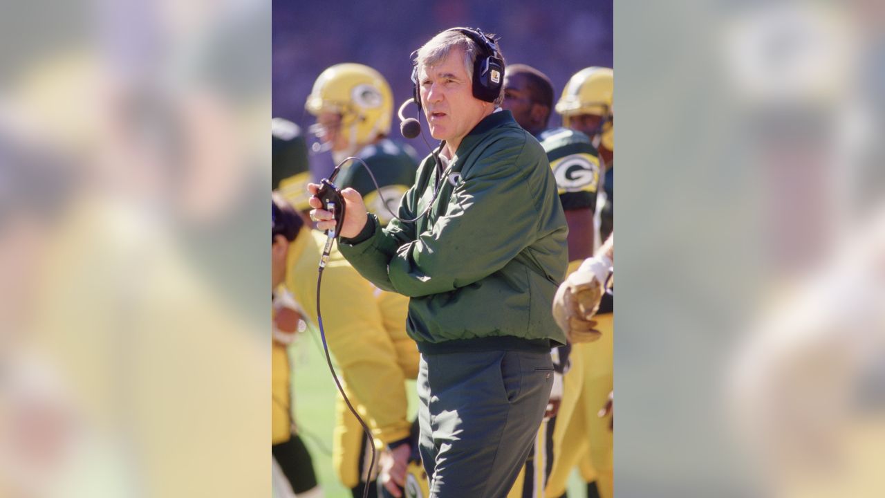 Forrest Gregg Coaching The Green Bay Packers