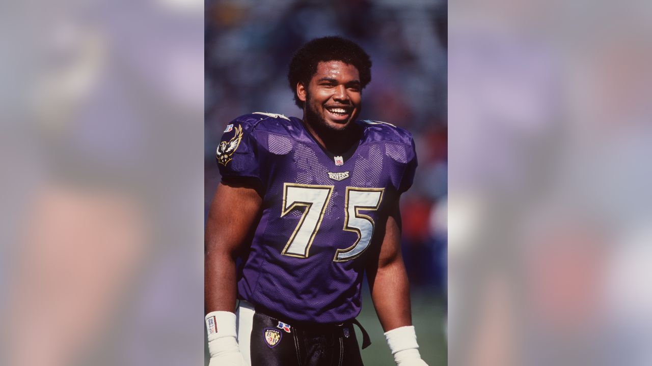 File:Jonathan Ogden (11282410925).jpg - Wikimedia Commons