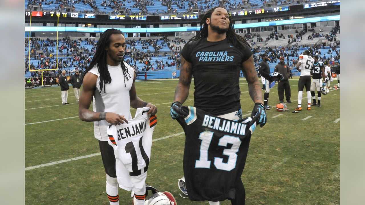 Jersey swapping has become a thing at the end of NFL games - Los