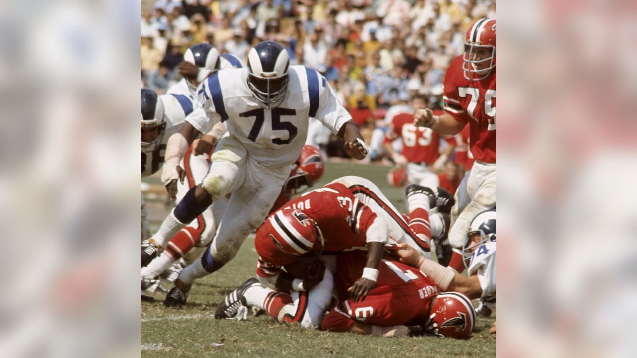 Deacon Jones, Defensive End for the San Diego Chargers, is seen in this 1973  photo. (AP Photo Stock Photo - Alamy