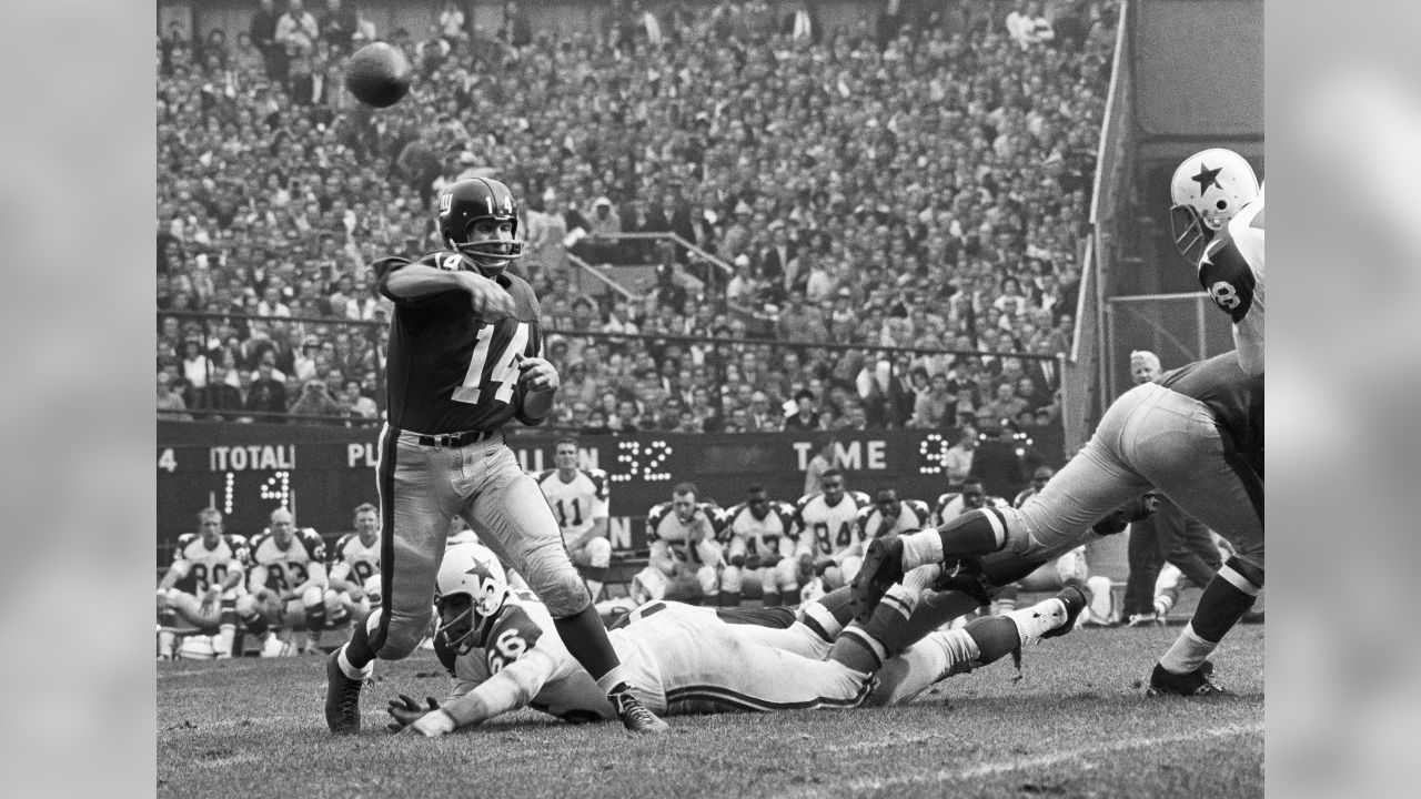 Y.A. Tittle -- the man behind the iconic image - ESPN