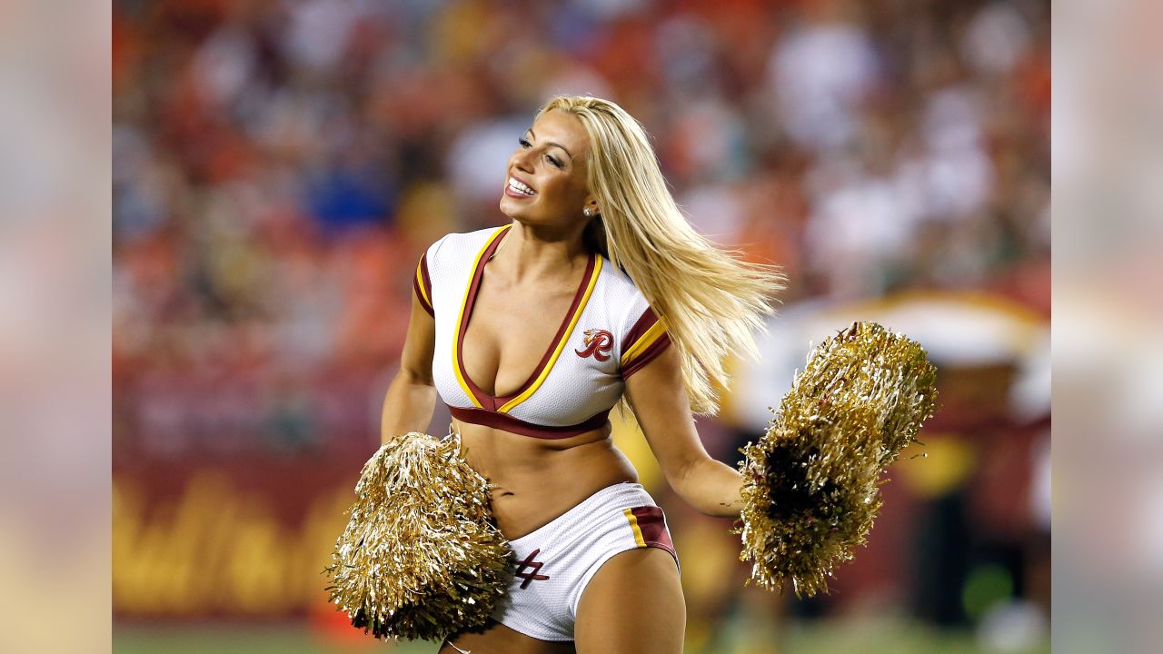 PHOTOS: 2014-15 NFL Cheerleaders