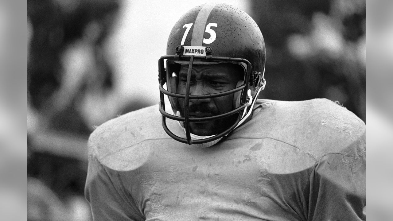 Pittsburgh Steelers Joe Greene (75), defensive tackle, is pictured