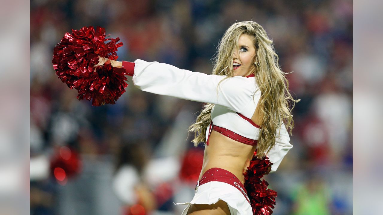 2015 NFL cheerleaders: Week 7