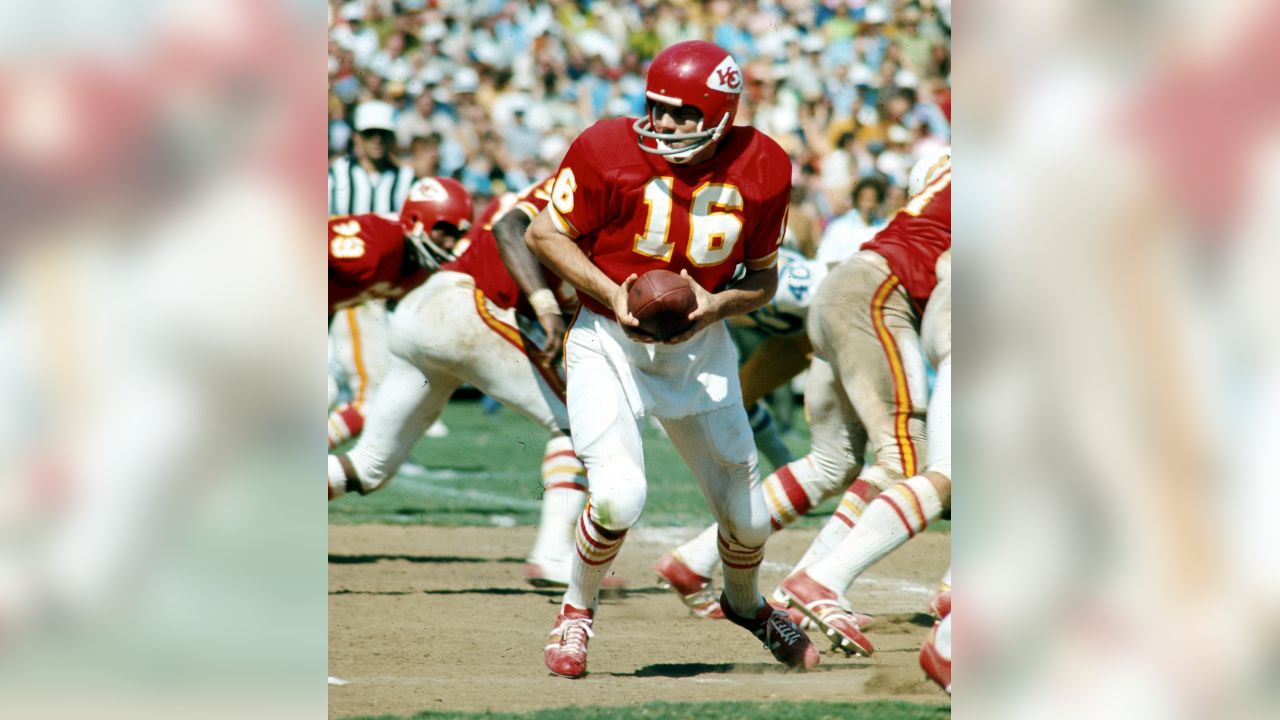 Smallthoughts: Old School Tuesday …Len Dawson – smallthoughtsinasportsworld