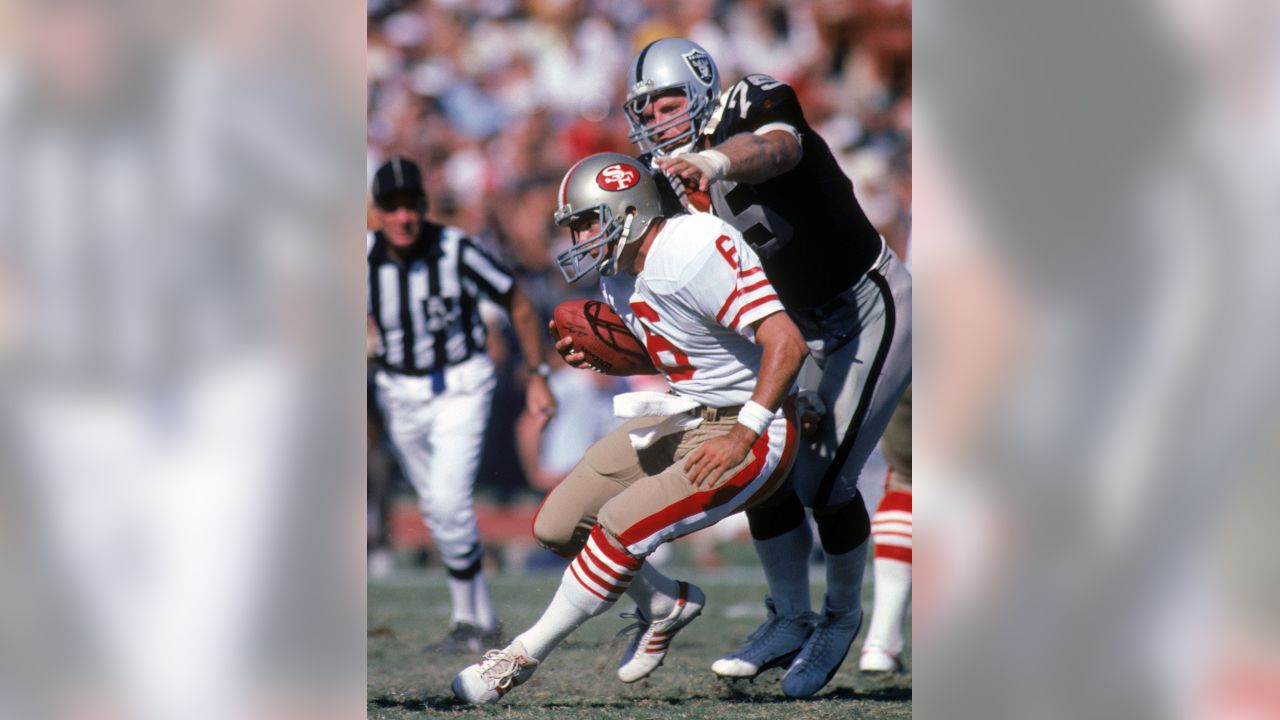 Howie Long  SportPics Archive