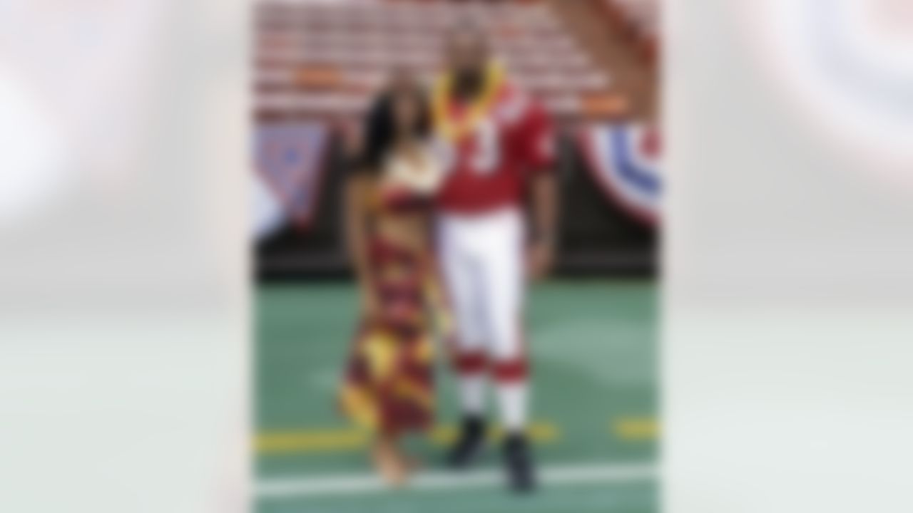 Pittsburgh Steelers center Dermontti Dawson on Pro Bowl Media Day before the AFC's 23-10 victory in the 1999 Pro Bowl in Honolulu, Hawaii. (National Football League)