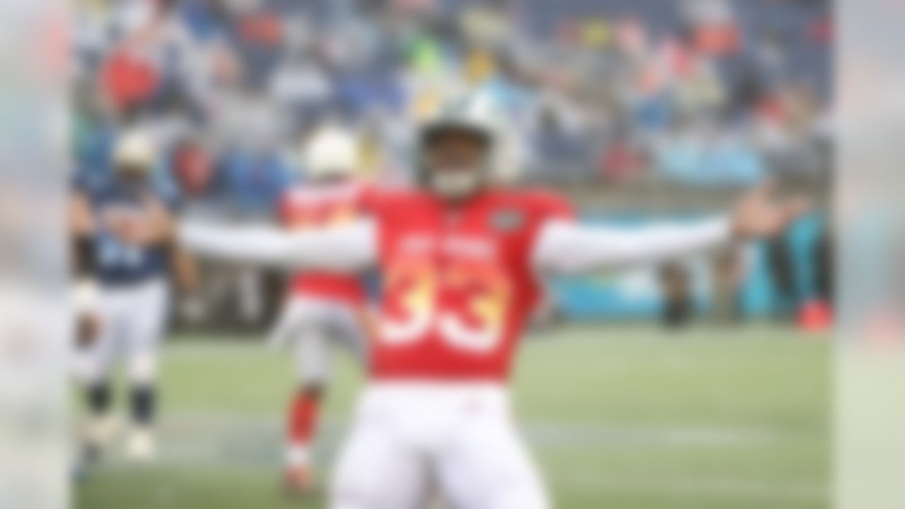 New York Jets strong safety Jamal Adams (33) celebrates during the 2019 Pro Bowl, Sunday, Jan. 27, 2019 in Orlando, Fla.