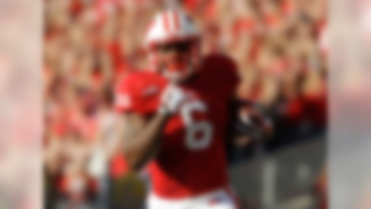 Particulars: 5-foot-11, 217 pounds, junior
The skinny: He was the third-team tailback in 2013 and the second-teamer last season. This season, the starting job is his, so a big season beckons. Wisconsin's starting tailback -- whomever it has been -- has rushed for at least 1,600 yards in four consecutive seasons and for at least 1,500 yards in five of the past six seasons.