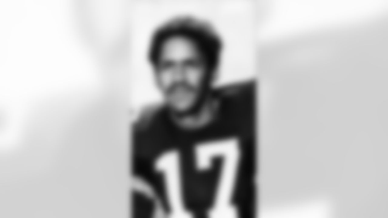 Tony Dungy, Pittsburgh Steeler team quarterback, shown October 10, 1977. (Associated Press)