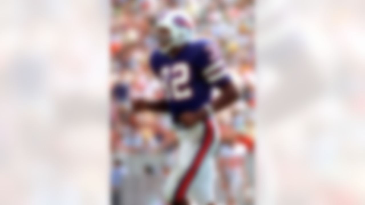 In 11 seasons with the Bills and 49ers, O.J. Simpson rushed for 11,236 yards. Photo By Manny Rubio-US PRESSWIRE.