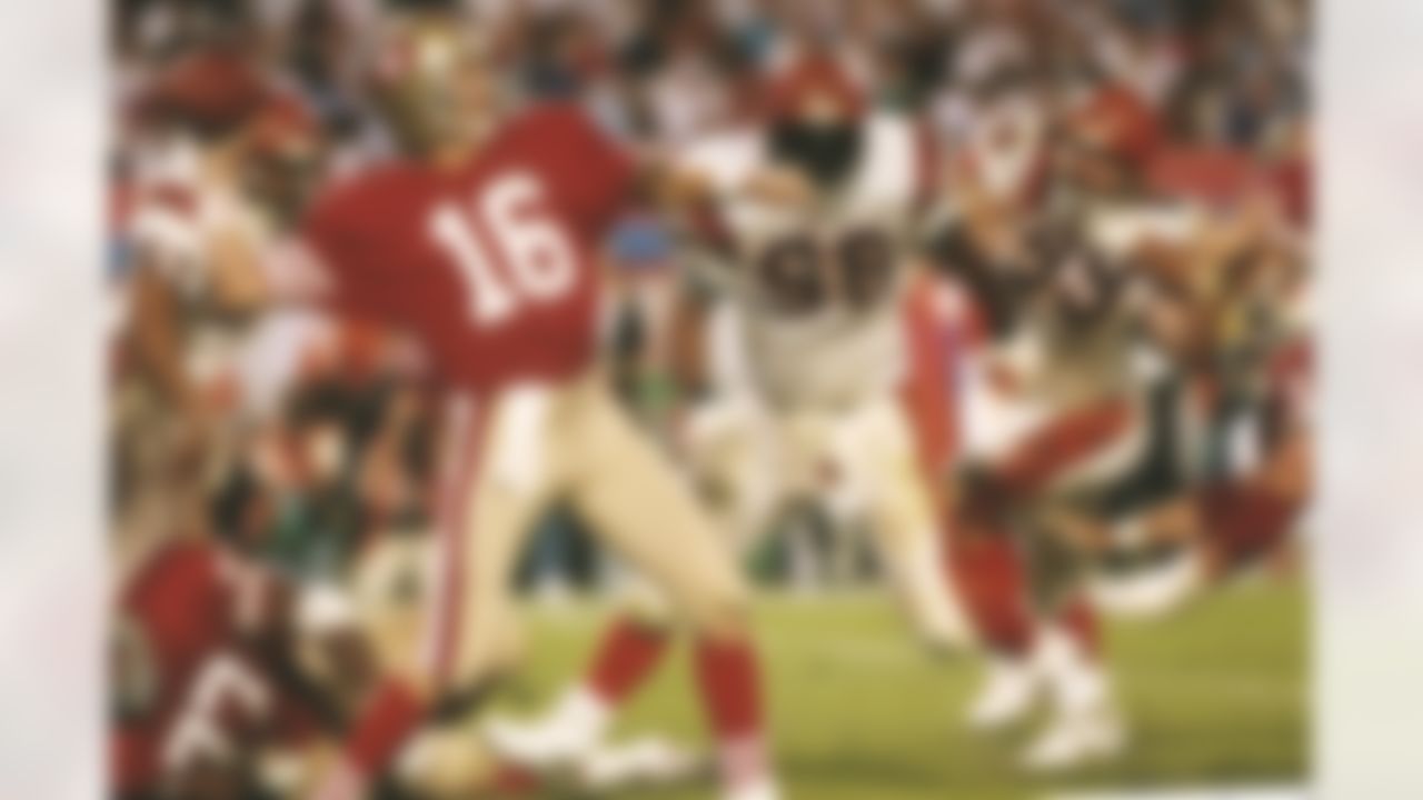 San Francisco 49ers Hall of Fame quarterback Joe Montana prepares to throw a pass in a 20-16 win over the Cincinnati Bengals in Super Bowl XXIII on January 22, 1989 at Joe Robbie Stadium in Miami, Florida. (National Football League