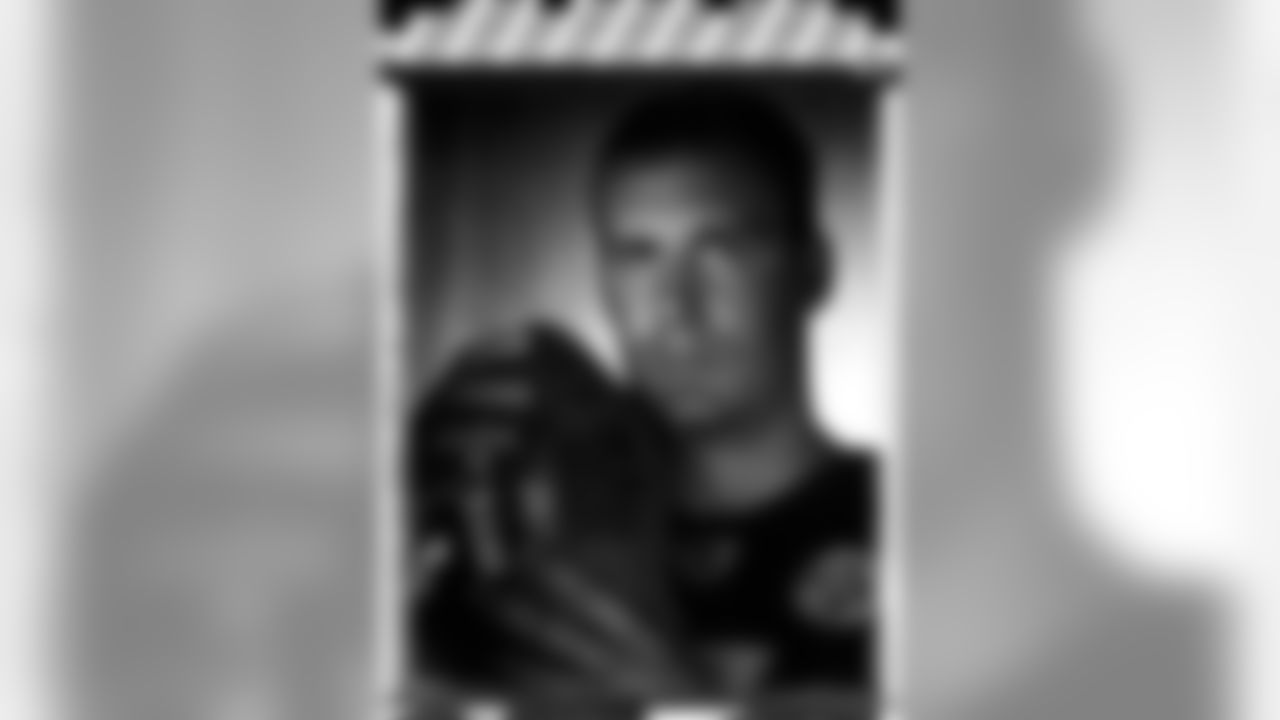 WASHINGTON - JUNE 14: Ben Roethlisberger of the Pittsburgh Steelers poses during a portrait shoot on June 14, 2005 in Washington, DC. (Photo by Al Bello/Getty Images)
