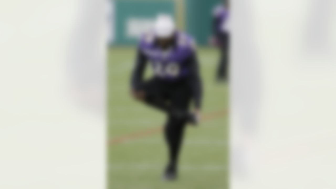Baltimore Ravens safety Ed Reed warms up during an NFL Super Bowl XLVII football practice on Wednesday, Jan. 30, 2013, in New Orleans. The Ravens face the San Francisco 49ers in Super Bowl XLVII on Sunday, Feb. 3. (AP Photo/Patrick Semansky)