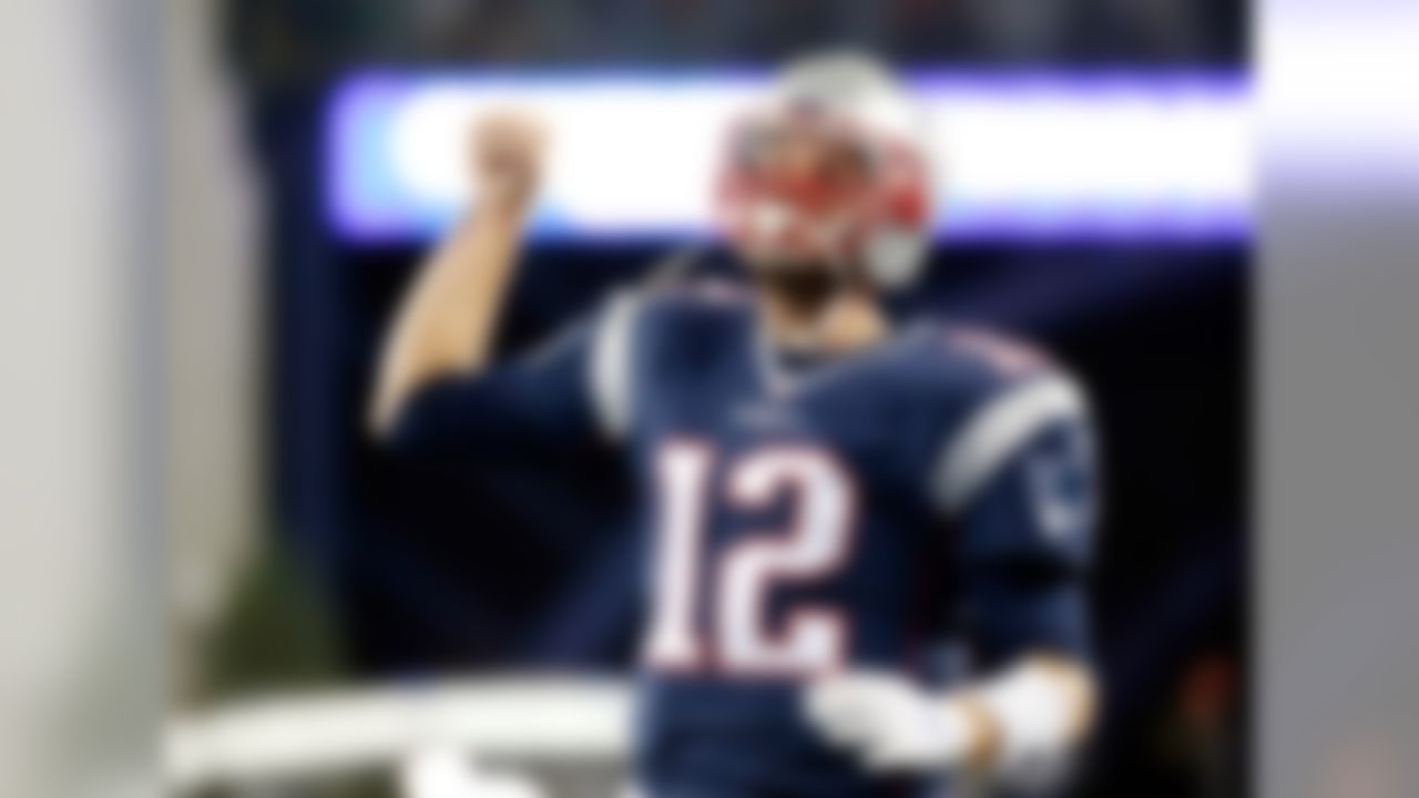 Brady is the only quarterback in fantasy who has scored more than 20 fantasy points in every game this season. He's a no-brainer as the top ranked player of the week.