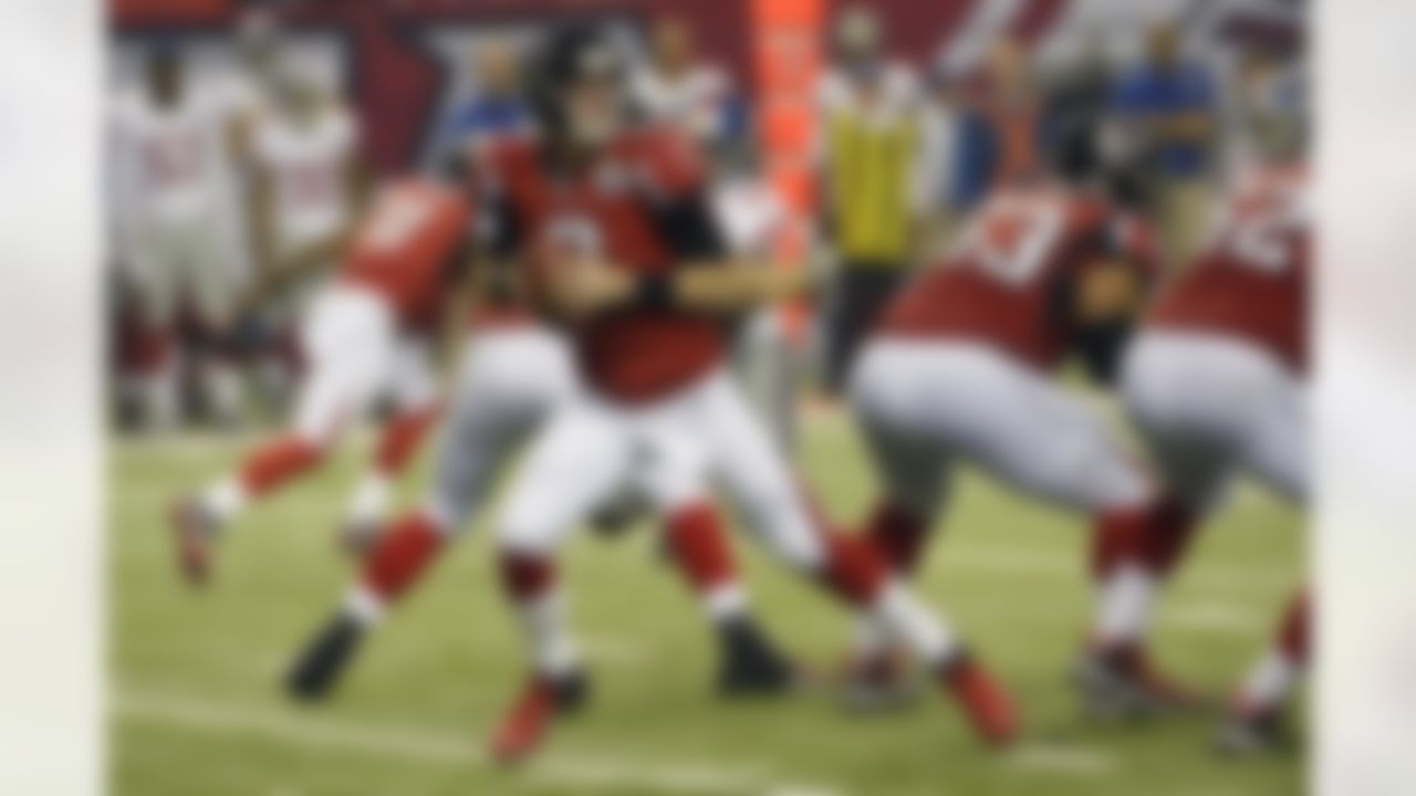 Atlanta Falcons quarterback Matt Ryan (2) works against the New York Giants during the second half of an NFL football game on Sunday, Dec. 16, 2012, in Atlanta. (AP Photo/Rich Addicks)
