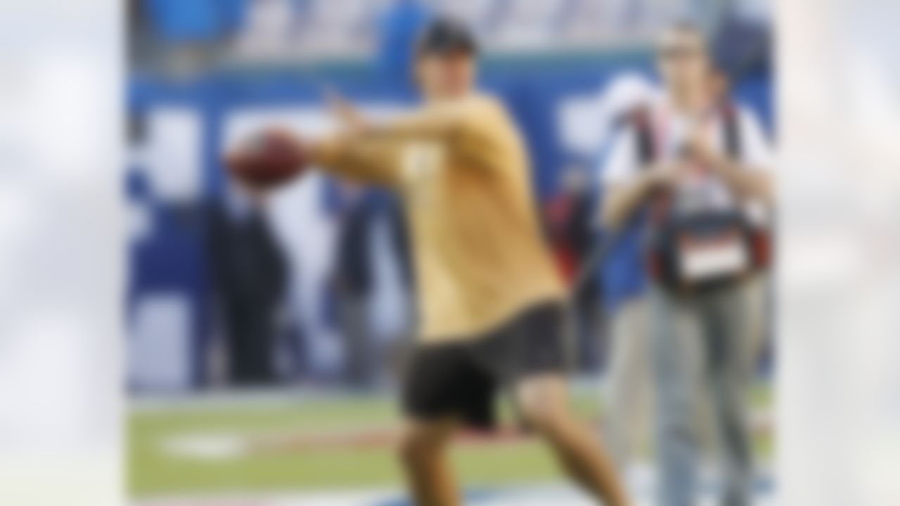 New Orleans Saints quarterback Drew Brees warms up prior to Super Bowl XLIV at Sun Life Stadium in Miami Gardens, Fla. on Feb. 7, 2010. (Ben Liebenberg/NFL.com)