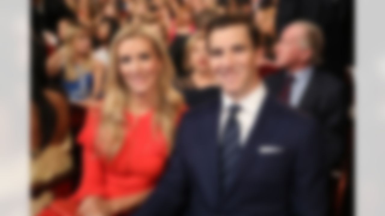 Abby Mcgrew and New York Giants quarterback Eli Manning during the 6th annual NFL Honors award show at the Wortham Theater Center on Saturday, Feb. 4, 2017 in Houston. (Todd Rosenberg/NFL)