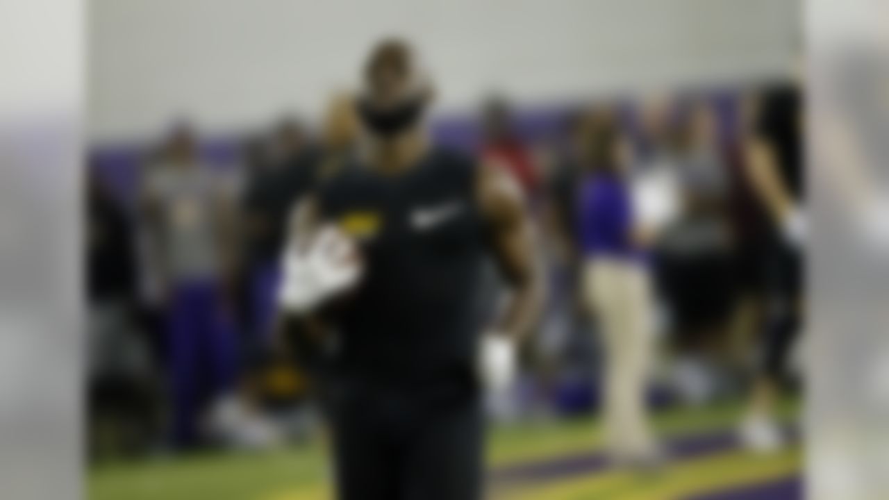 LSU running back Leonard Fournette runs through drills during their NCAA college football pro day in Baton Rouge, La., Wednesday, April 5, 2017. (AP Photo/Gerald Herbert)