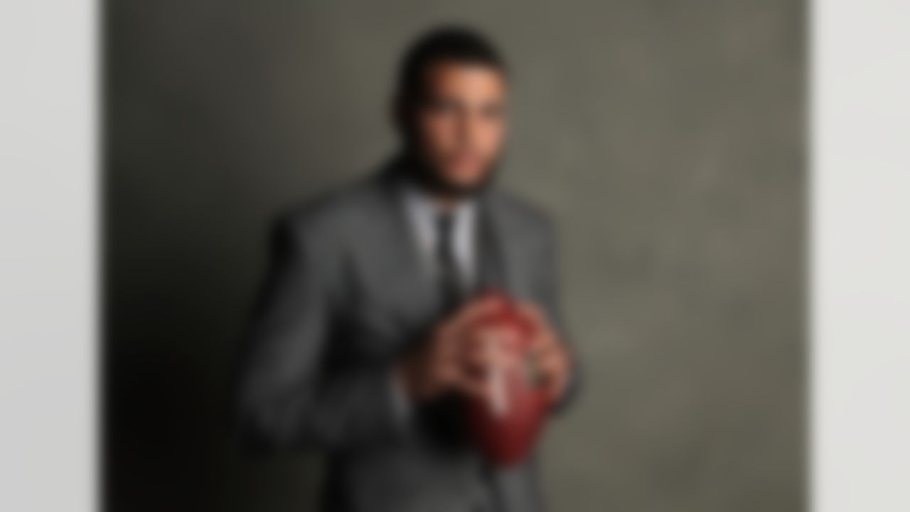 Tampa Bay Buccaneers wide receiver Mike Evans poses for a photo backstage during the 6th annual NFL Honors award show at the Wortham Theater Center on Saturday, Feb. 4, 2017 in Houston. (Ben Liebenberg/NFL)