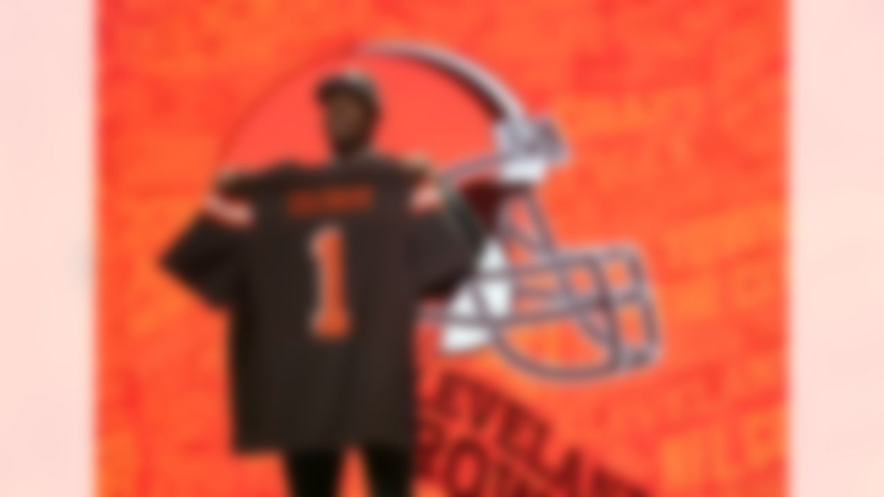 Baylor wide receiver Corey Coleman poses for photos after being selected by Cleveland Browns during the 2016 NFL Draft at the Auditorium Theatre on Thursday, April 28, 2016 in Chicago. (Perry Knotts/NFL)
