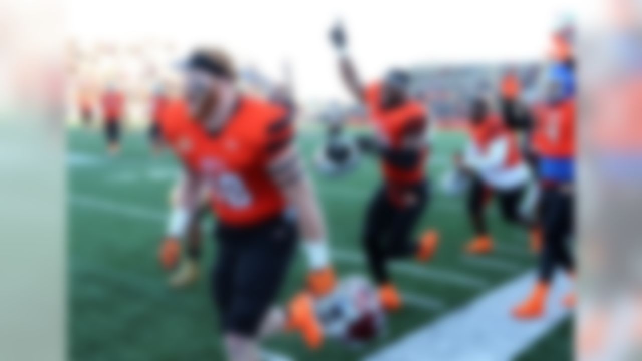 Jan 30, 2016; Mobile, AL, USA; North squad inside linebacker Tyler Matakevich of Temple (48) and teammates celebrate a touchdown catch on the last play of the game of the Senior Bowl at Ladd-Peebles Stadium. (Chuck Cook/USA TODAY Sports)